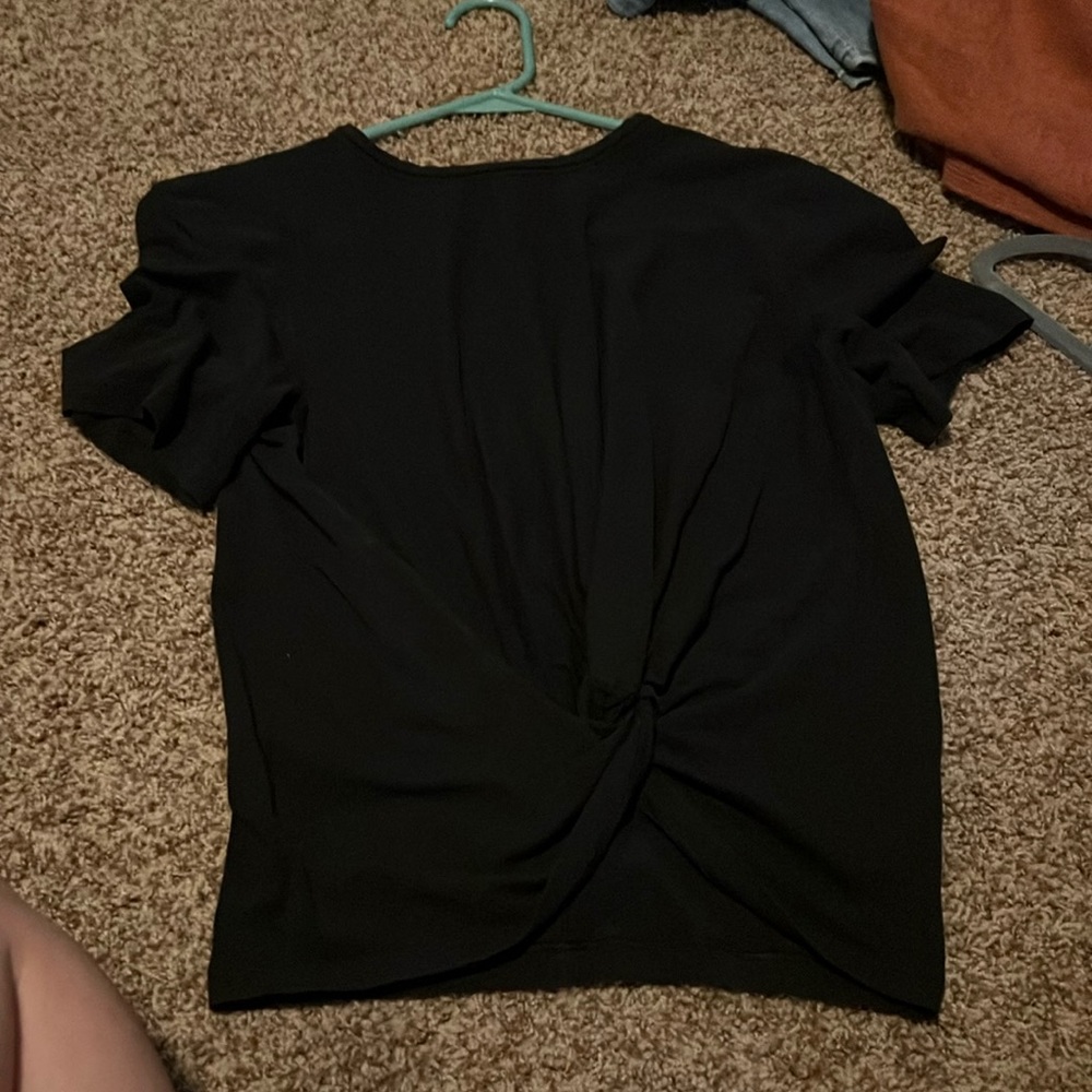 Lululemon shirt